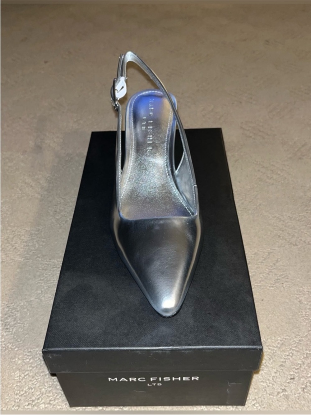 Marc Fisher LTD Kory Pointed Toe Kitten Heel Pump Silver 040 Leather Women’s 7 - Picture 10 of 15